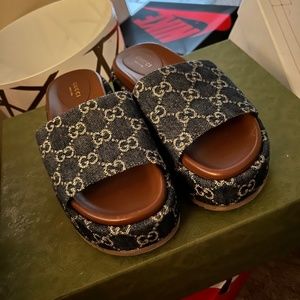Gucci platform sandal